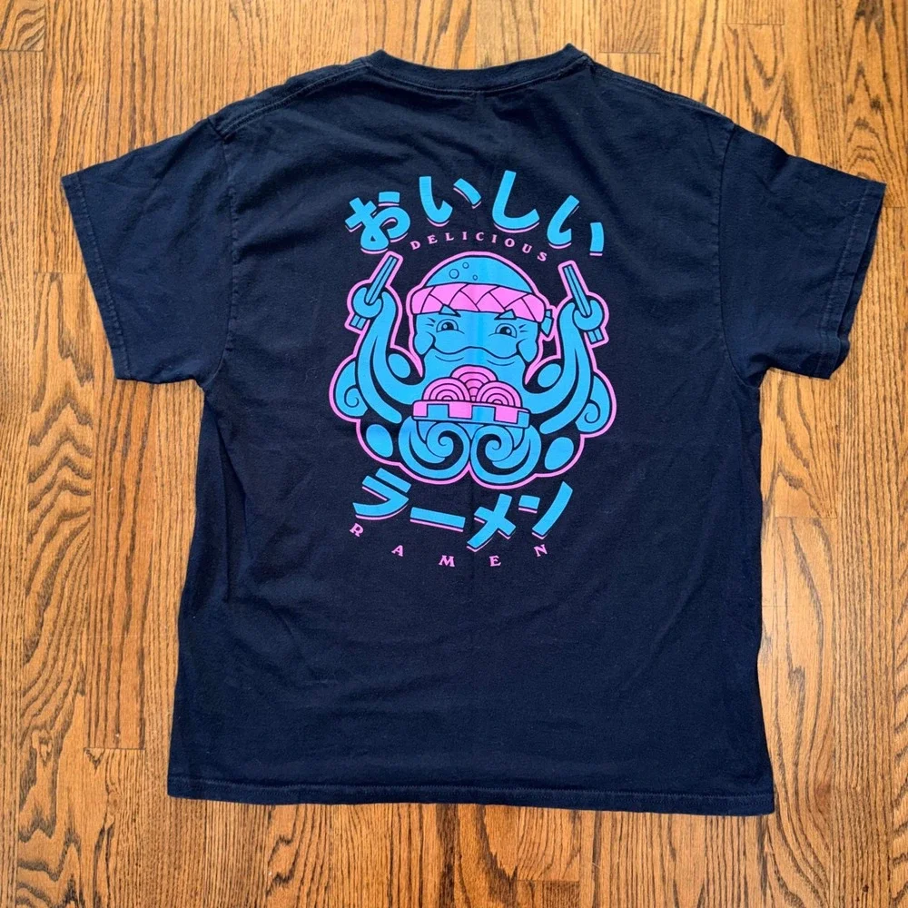 Pleasant Getaway Delicious Ramen Octopus Graphic‎ T-Shirt Large Black - Picture 4 of 7